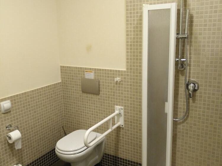 اتاق استاندارد, Bis Hotel Varese