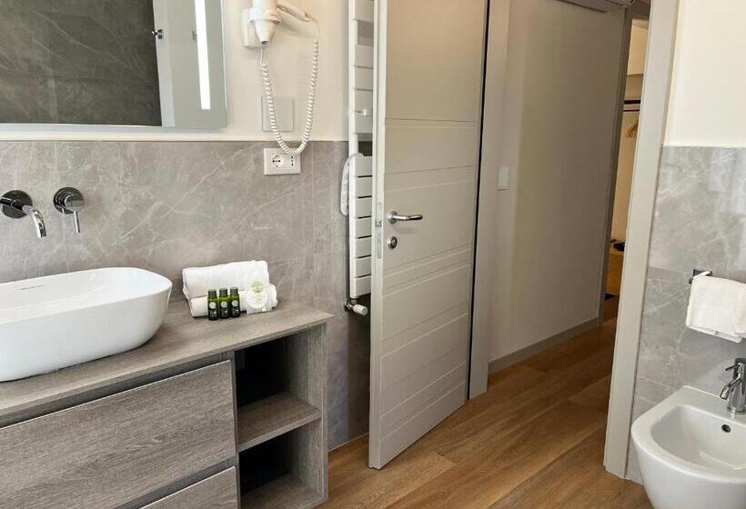 سوئیت با وان آب گرم, Corte Dei Sogni Boutique Hotel & Spa