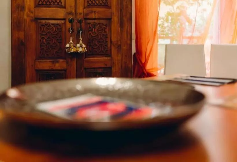 اتاق اجرایی, Exclusive Aparthotel La Reunion