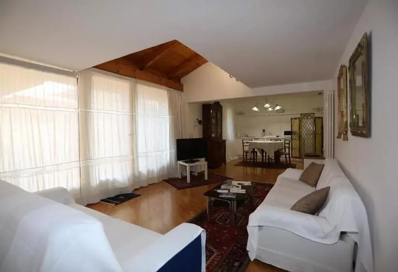 سوئیت اجرایی با تخت کینگ, Exclusive Aparthotel La Reunion
