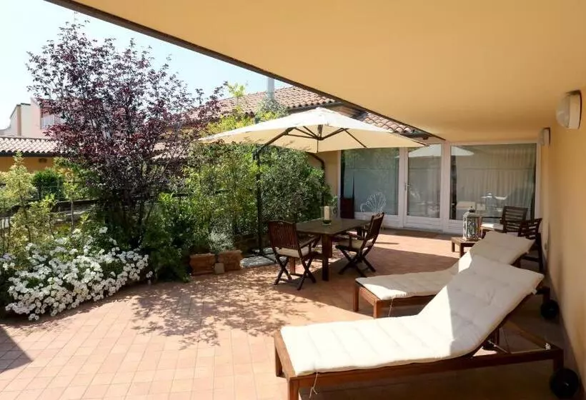 سوئیت اجرایی با تخت کینگ, Exclusive Aparthotel La Reunion