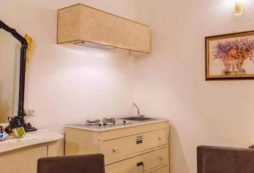 سوییت, Exclusive Aparthotel La Reunion