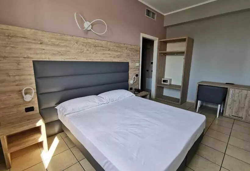Standard Yhden Hengen Huone, Formula International & Puravita Spa