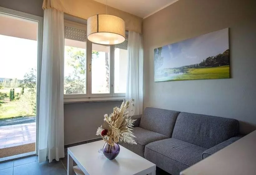Huoneisto 1 Makuuhuone, Il Pelagone Hotel & Golf Resort Toscana