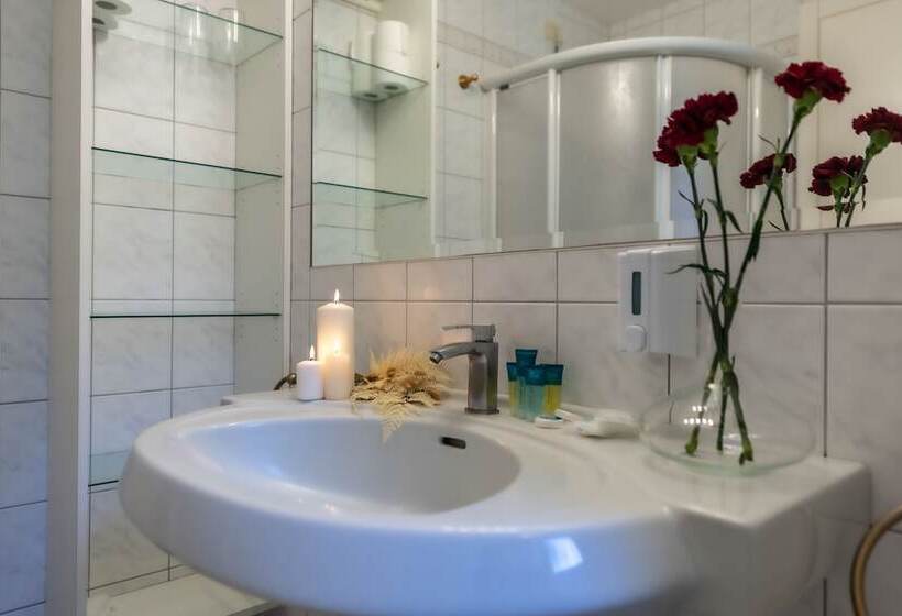 Апартаменты 2 Спальни, Il Pelagone Hotel & Golf Resort Toscana