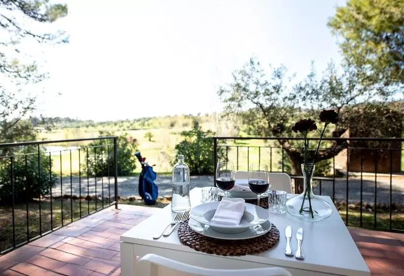 Huoneisto 1 Makuuhuone, Il Pelagone Hotel & Golf Resort Toscana