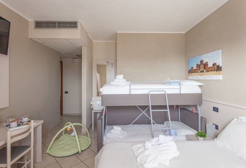 スタンダードトリプルルーム, Green Class Hotel Candiolo