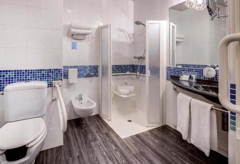 Habitació Estàndard Adaptada per a Discapacitats, Holiday Inn Bologna   Fiera, An Ihg