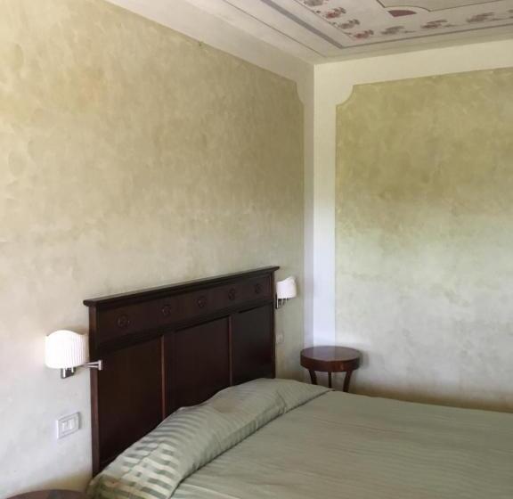 غرفة قياسية سرير كينج, Il Melograno Country House