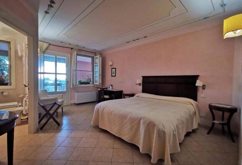 جناح مزوَّد بشرفة, Il Melograno Country House