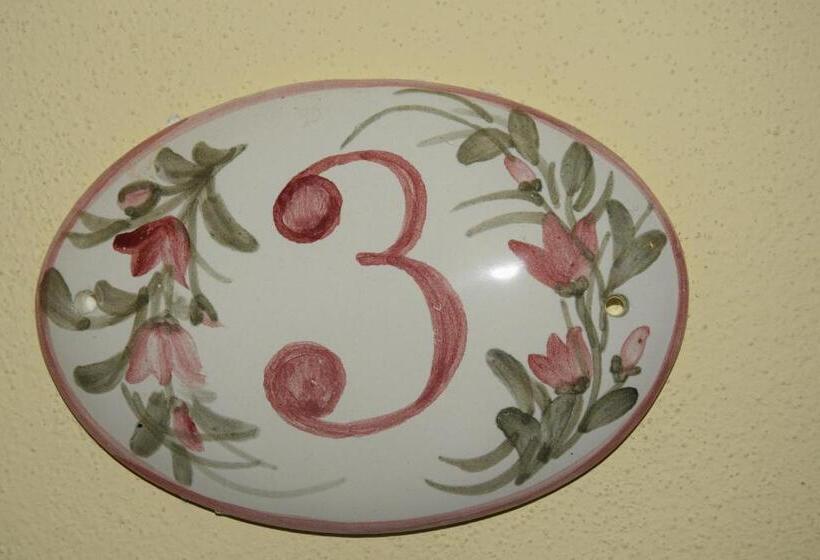 חדר סטנדרט, Il Vicario