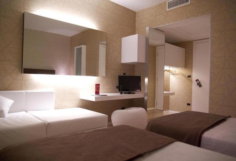 Номер Стандарт Трехместный, Incontro