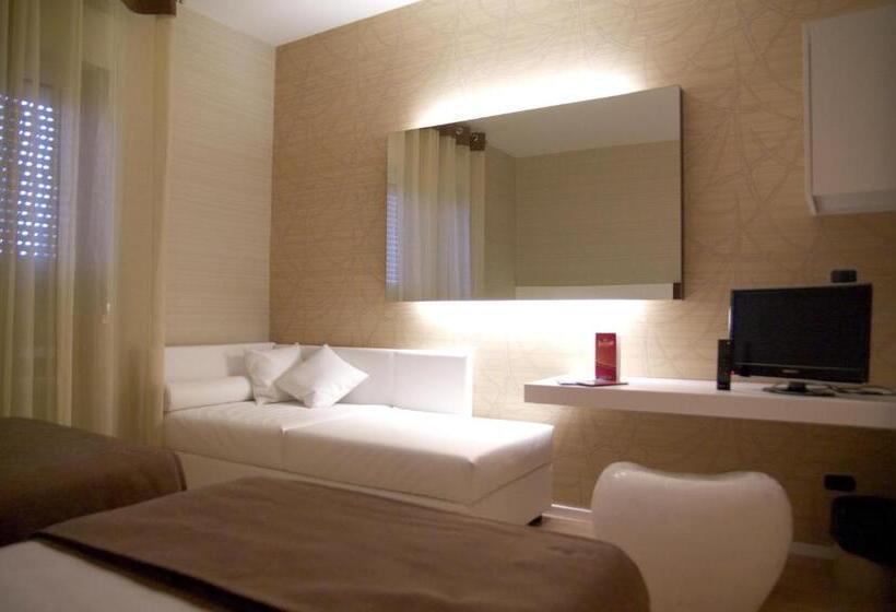 Номер Стандарт Трехместный, Incontro