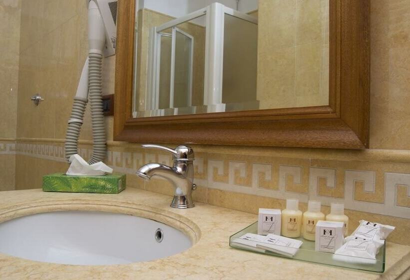 Habitació Estàndard, Leonessa