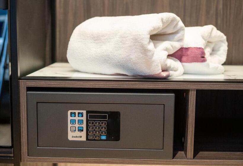 Habitació Deluxe, Leonessa