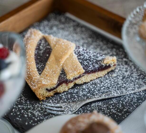 Habitació Triple Deluxe, Leonessa