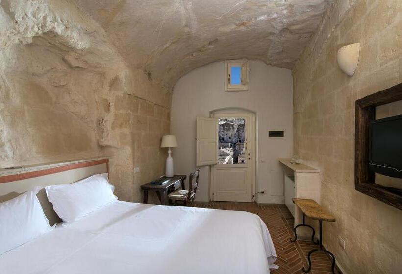 带城市景观的标准间, Locanda Di San Martino Hotel & Thermae Romanae