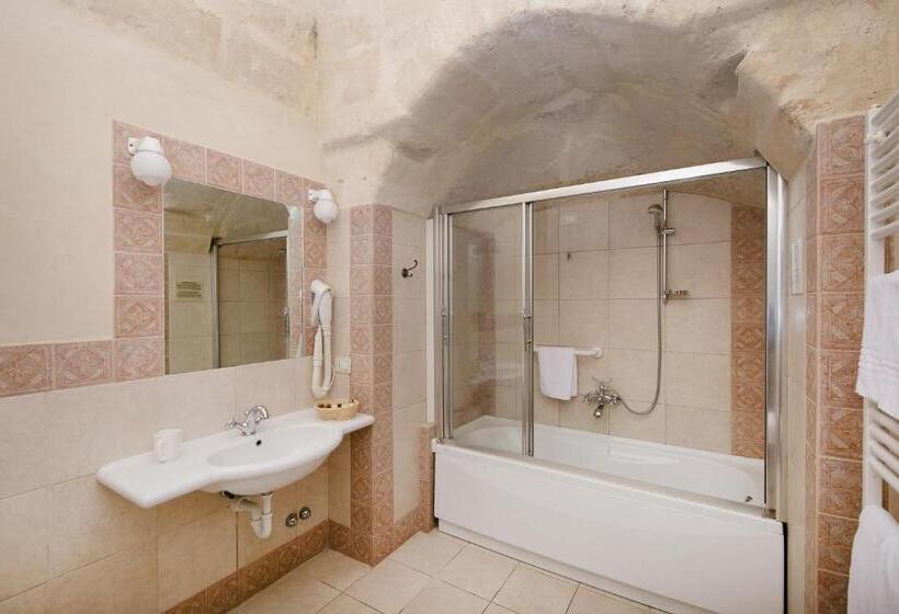 اتاق سوپریور با چشم‌انداز شهر, Locanda Di San Martino Hotel & Thermae Romanae