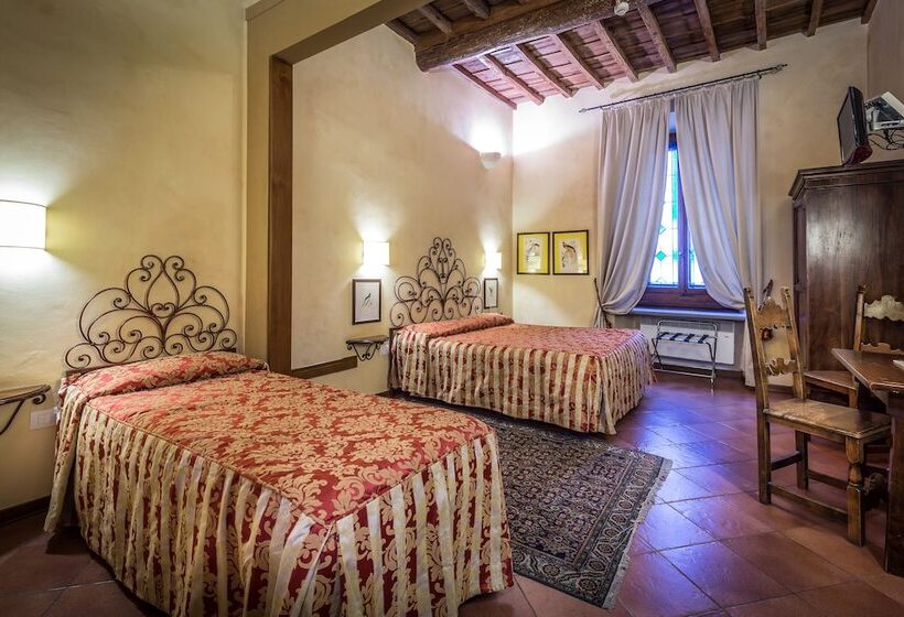 اتاق استاندارد سه نفره, Mario's