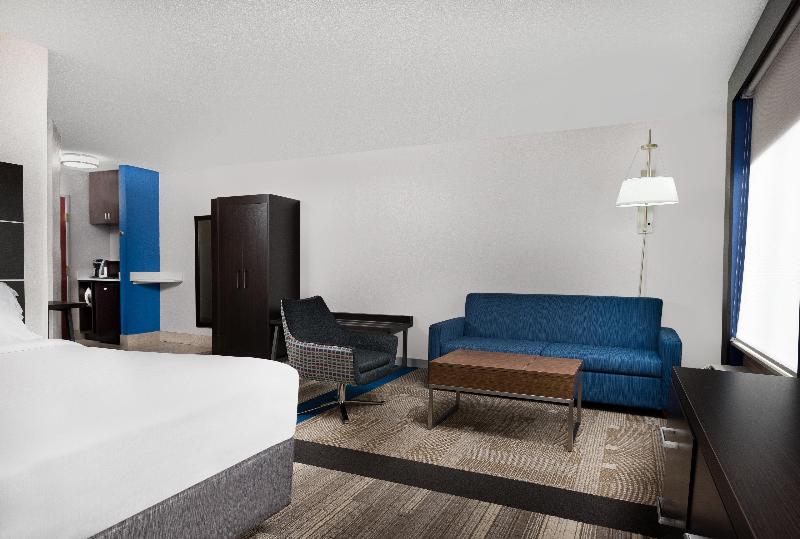 اتاق استاندارد چهار تخته, Mario's