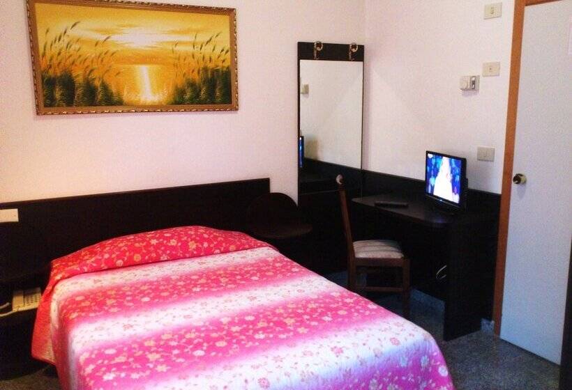 اتاق استاندارد یک نفره, Memory