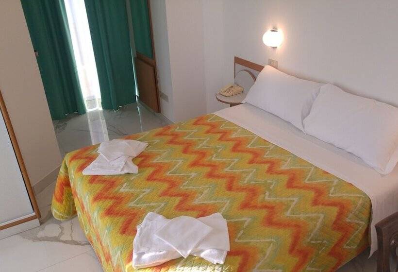 اتاق استاندارد سه نفره, Memory