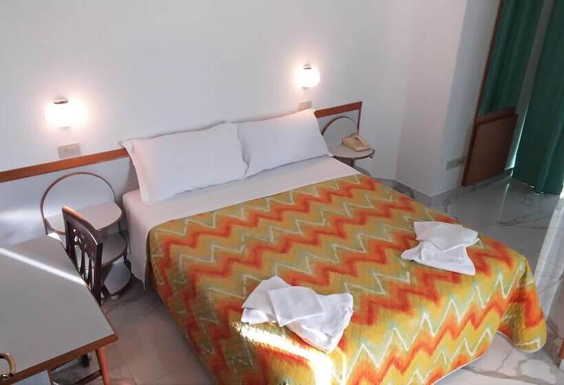 اتاق استاندارد سه نفره, Memory