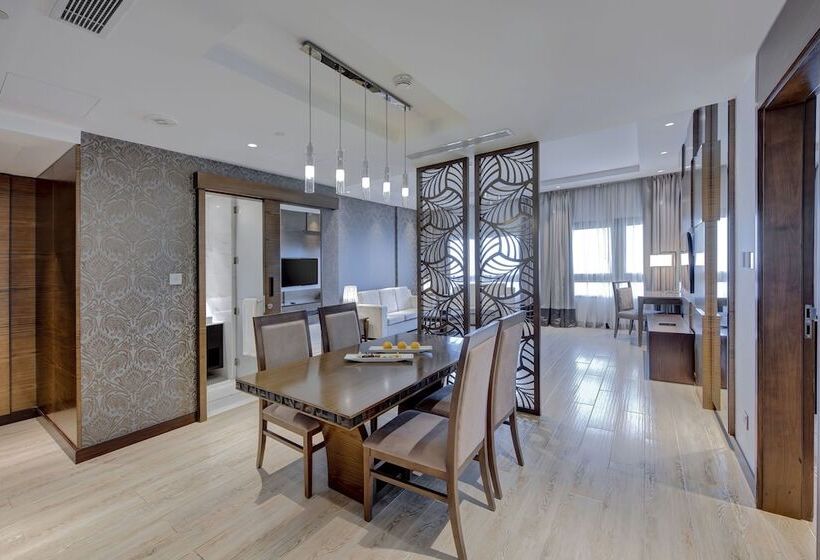 高级套房, Metropolitan Hotel Dubai