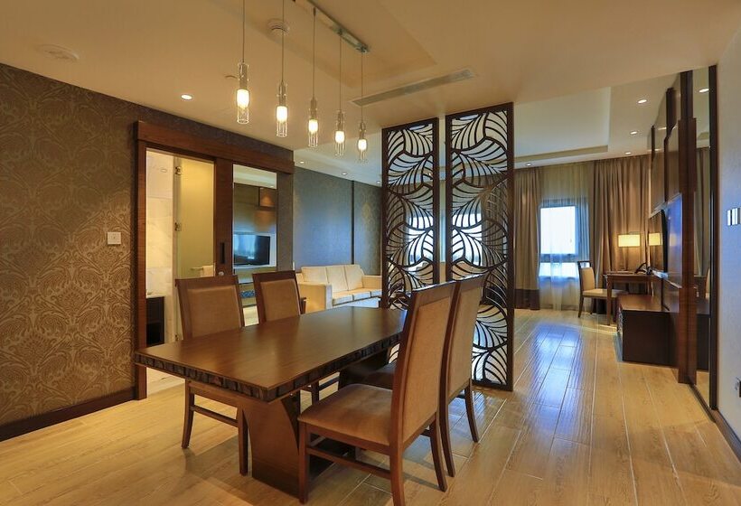 高级套房, Metropolitan Hotel Dubai