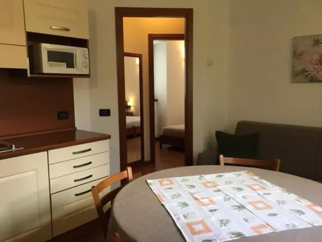 Huoneisto 2 Makuuhuonetta, Hotel Residence Moderno