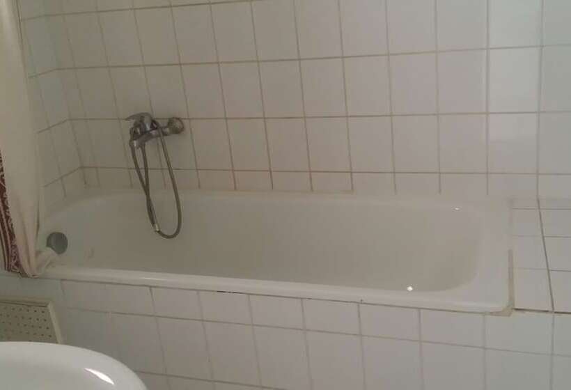 اتاق استاندارد, Residence Saintjacques Brazzaville