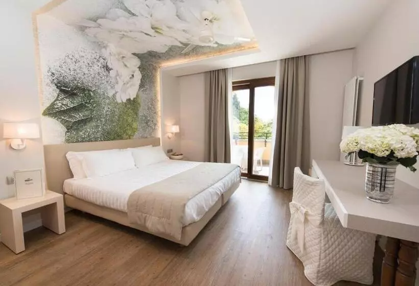 バスタブ付きデラックスルーム, Resort & Spa Miramonti