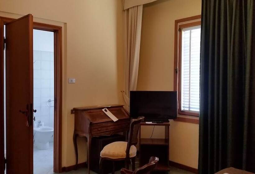 标准间, Ristorante Maga Circe