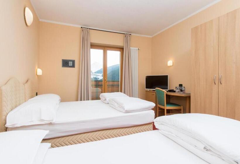 اتاق استاندارد سه نفره, San Carlo, Tra Bormio E Livigno