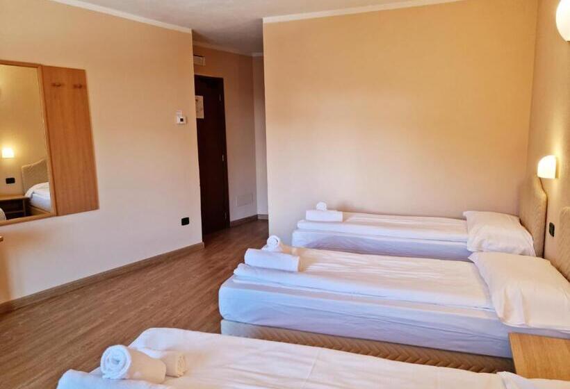 اتاق خانوادگی, San Carlo, Tra Bormio E Livigno