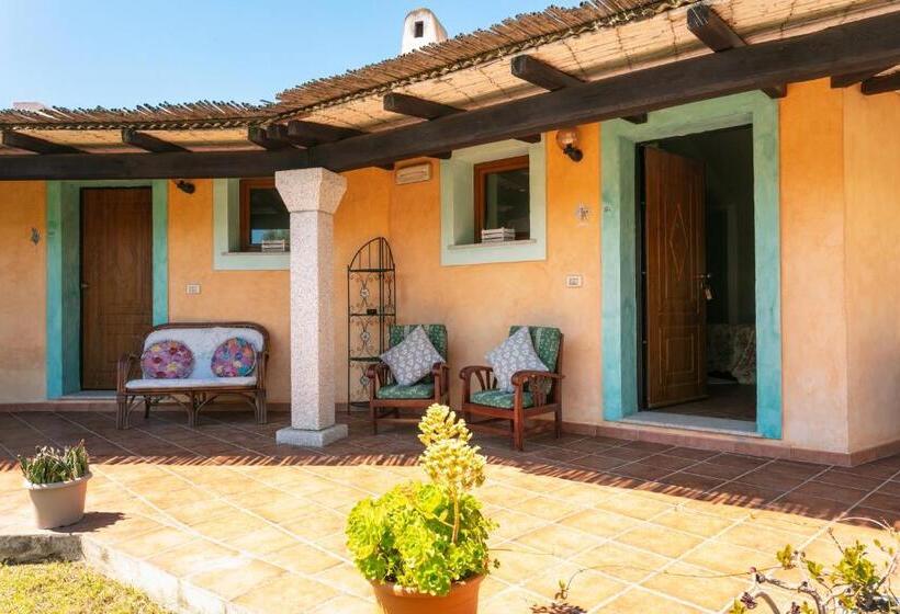 غرفة ديلوكس مزودة بشرفة, Stefania Boutique Hotel By The Beach