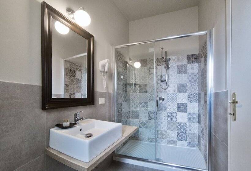 이그제큐티브 룸, Touring Wellness & Beauty