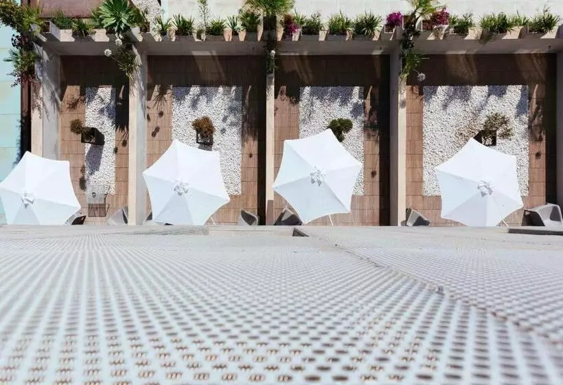 اتاق لوکس, Unahotels One Siracusa