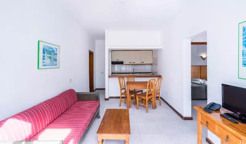 اتاق اجرایی, Unahotels One Siracusa
