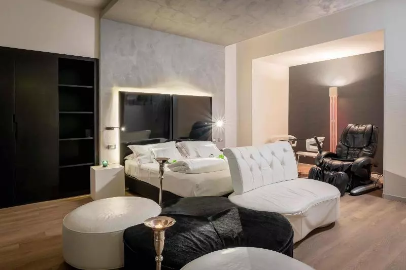 سوییت جونیور, Unahotels One Siracusa