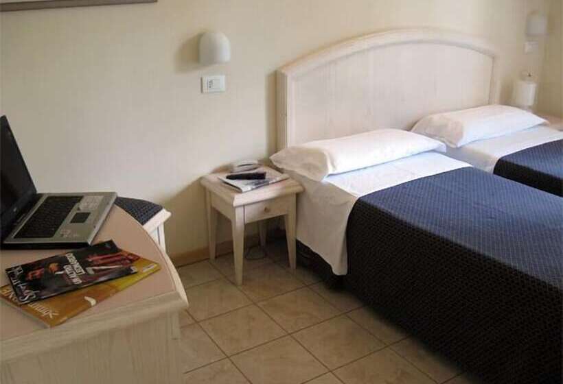 スタンダードトリプルルーム, Villa Mare