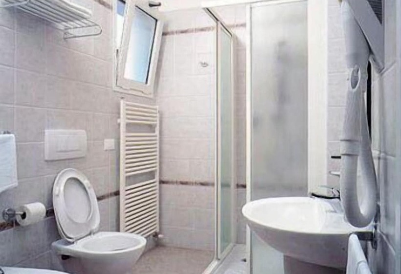 Номер Стандарт Трехместный, Villa Mare