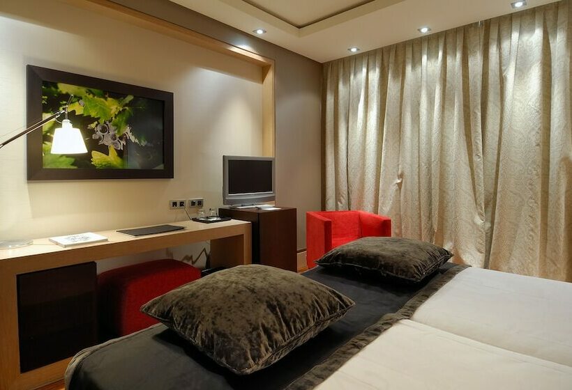 غرفة قياسية مزودة بجاكوزى, Vincci Frontaura