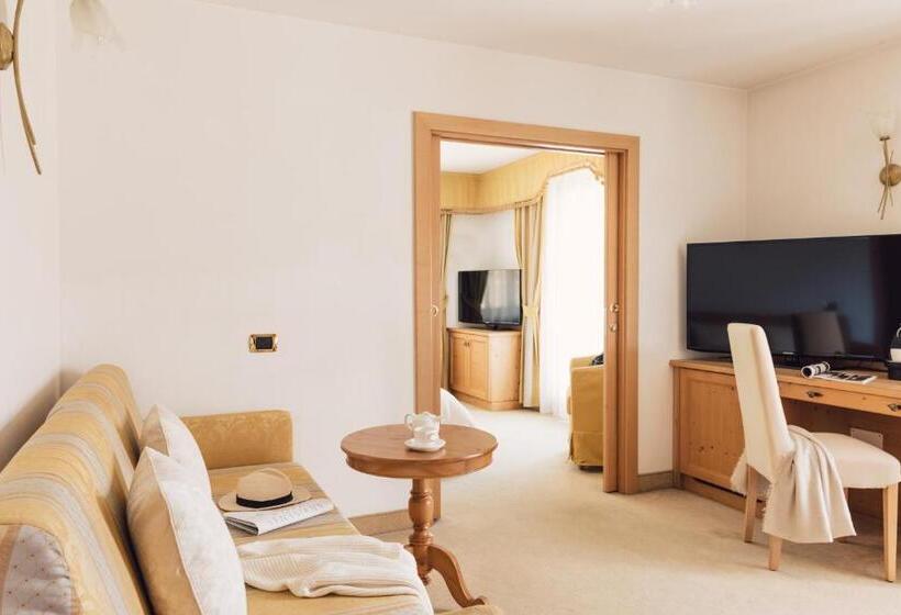 סוויטת סופריור, Wellness Refugium & Resort Hotel Alpin Royal   Small Luxury Hotels Of The World