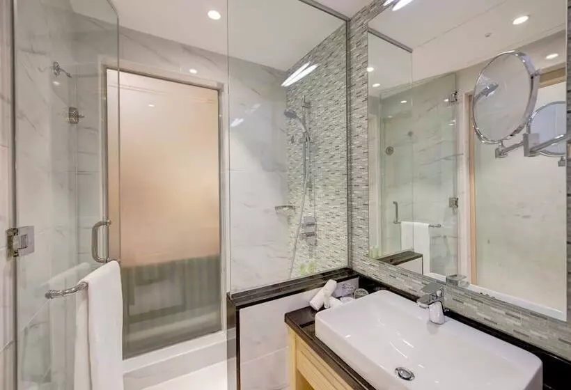 デラックスルーム, Metropolitan Hotel Dubai