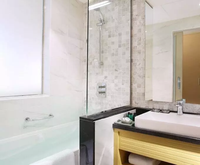 デラックスルーム, Metropolitan Hotel Dubai