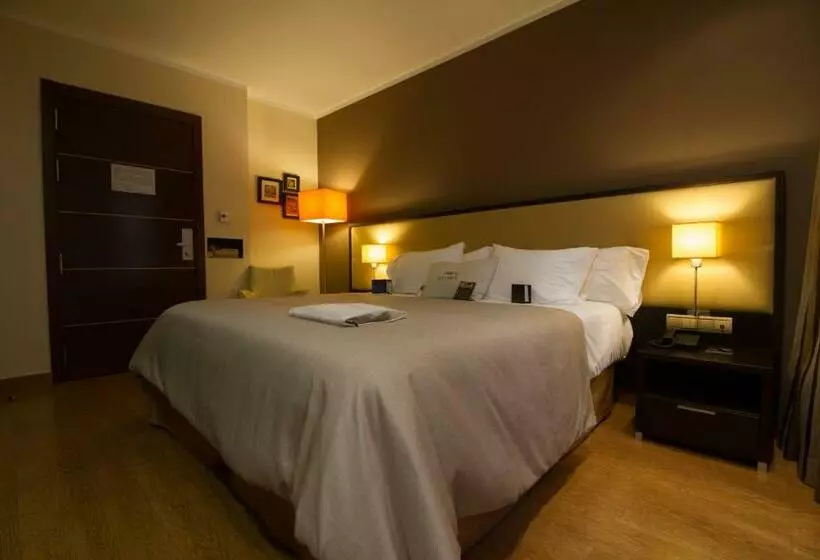اتاق اکونومی, Solymar Gran Hotel