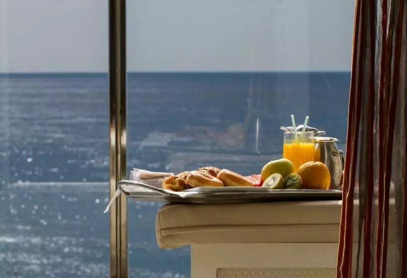سوییت, Solymar Gran Hotel