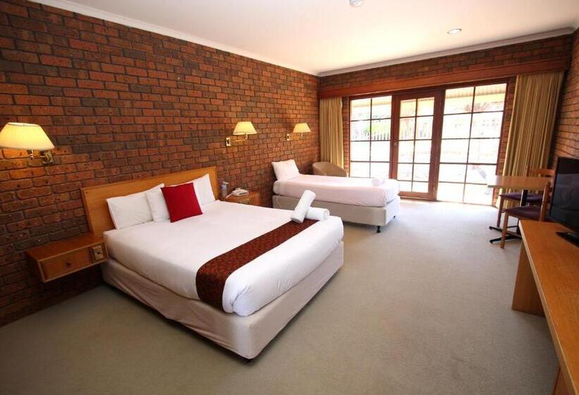 スタンダードトリプルルーム, Grange Burn Motel