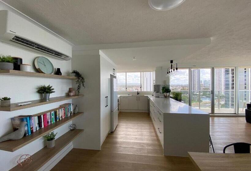 Апартаменты 2 Спальни, Hi Surf Beachfront Resort Apartments